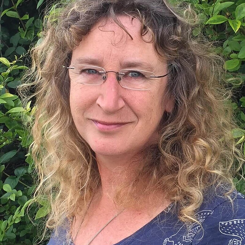 Caroline Leaver